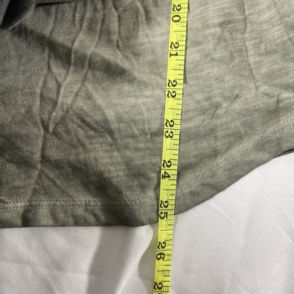 Maurices 24/7 Women's Blouse Size Small Distressed Grunge Vneck - Picture 6 of 8